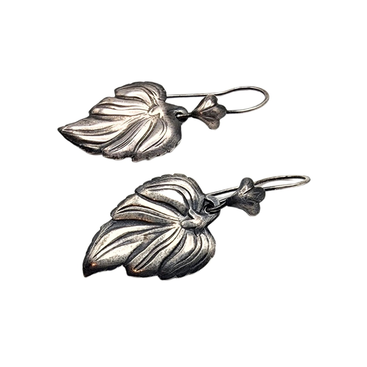 Simple Leaf Earrings