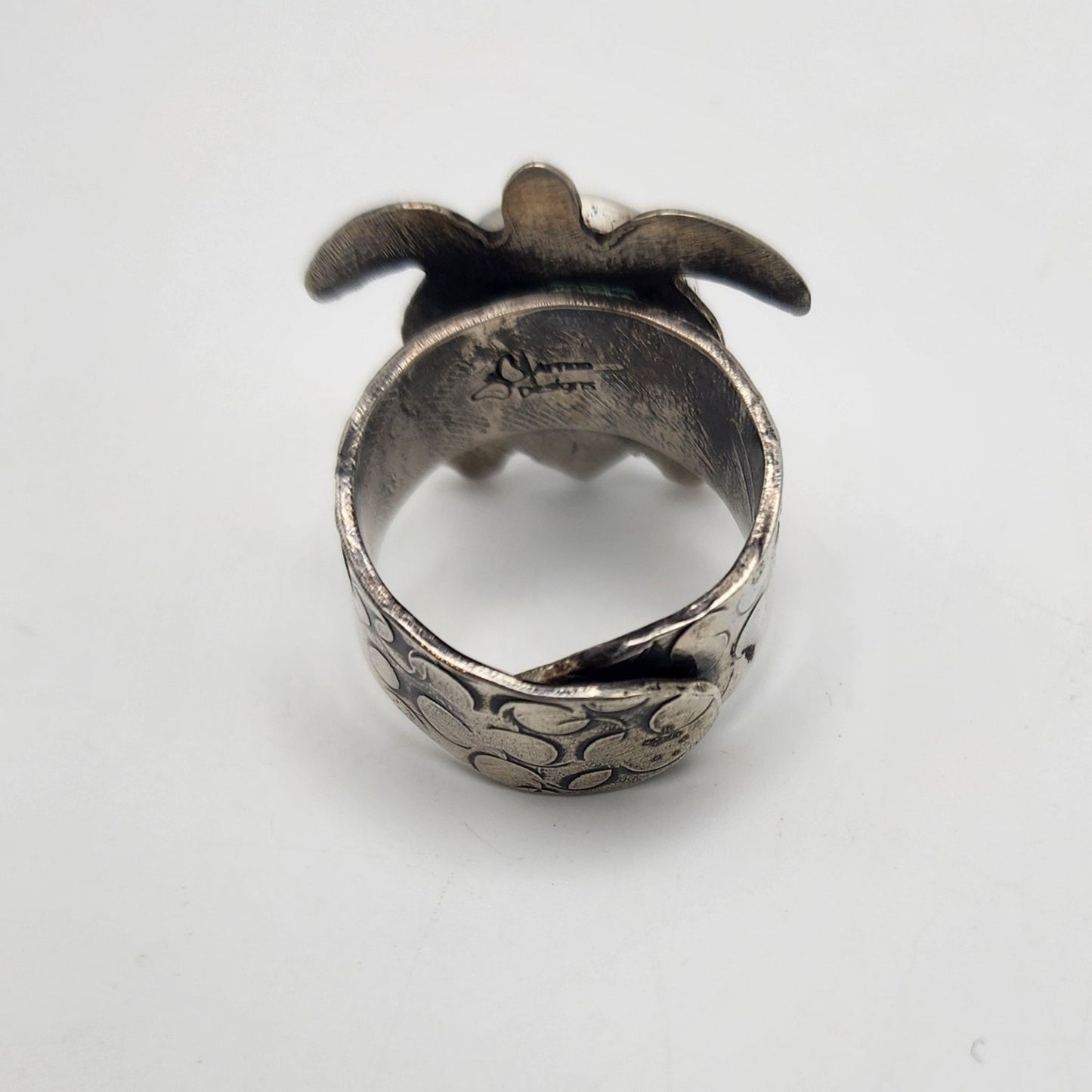Turtle adjustable ring
