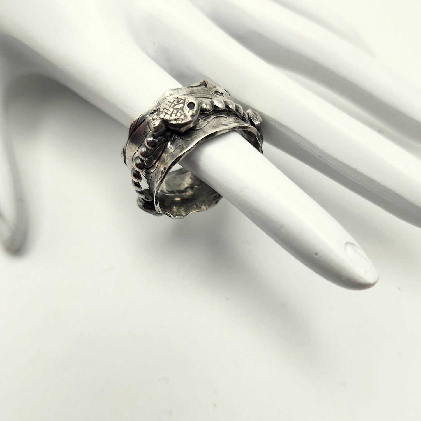 Spinner Ring - Three Fish