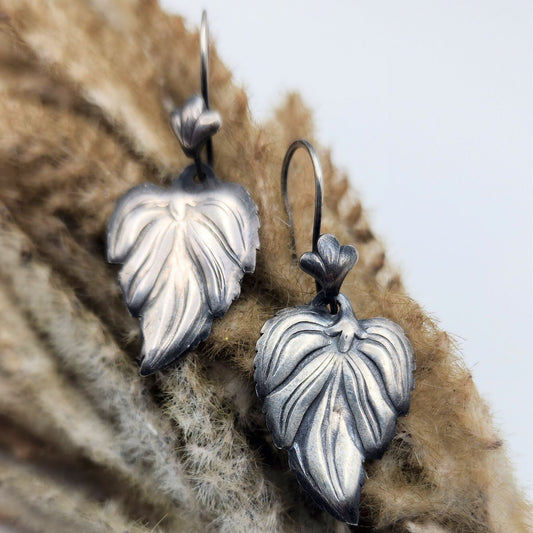 Simple Leaf Earrings