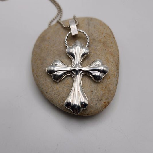 Flourette Cross